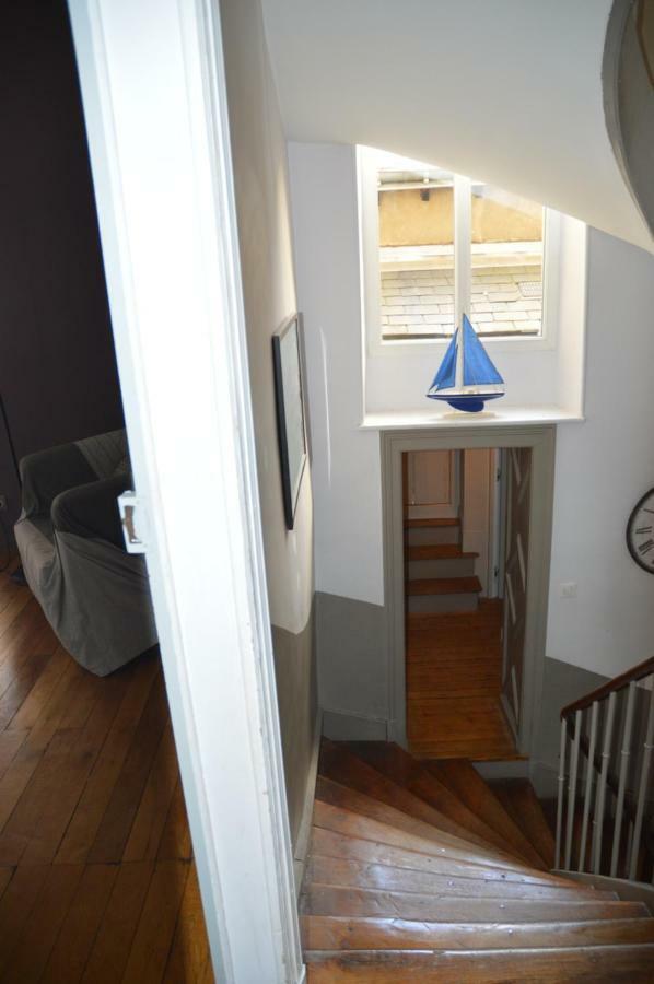 Chambre D'Hotes Les Ecuries 르망 외부 사진
